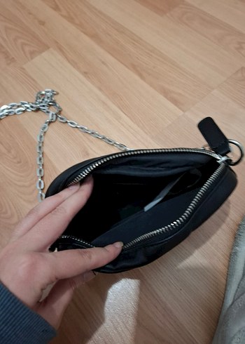 Siyah Zincir Detaylı Deri Kadın Çanta - Görsel 3
