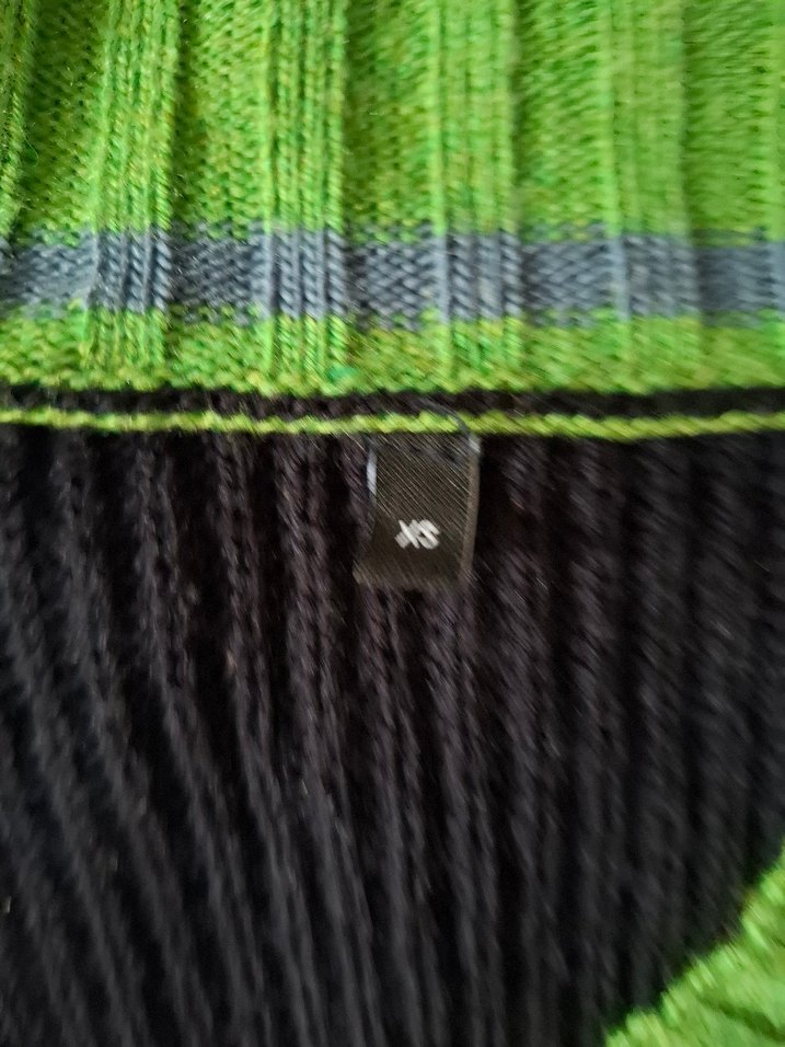 V Yaka Yeşil Detaylı Kadın Triko Kazak - Görsel 3