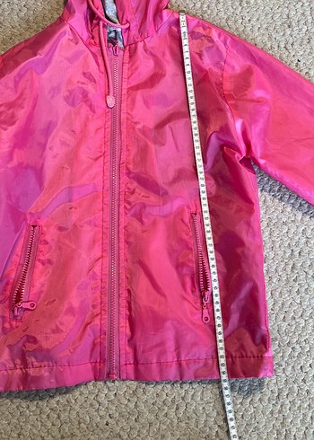 Kız Çocuk Parlak Pembe Fermuarlı Yağmurluk - Görsel 4