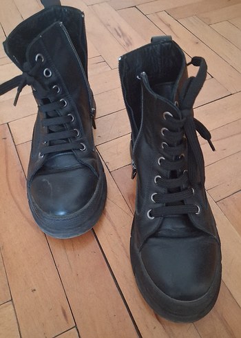 Siyah Deri Fermuarlı Stiletto Topuklu Bot - Görsel 8