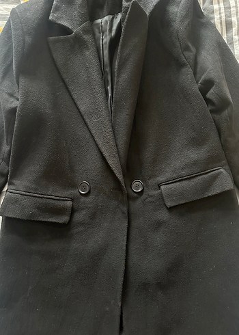 Düğmeli Siyah Uzun Kaban - Görsel 2