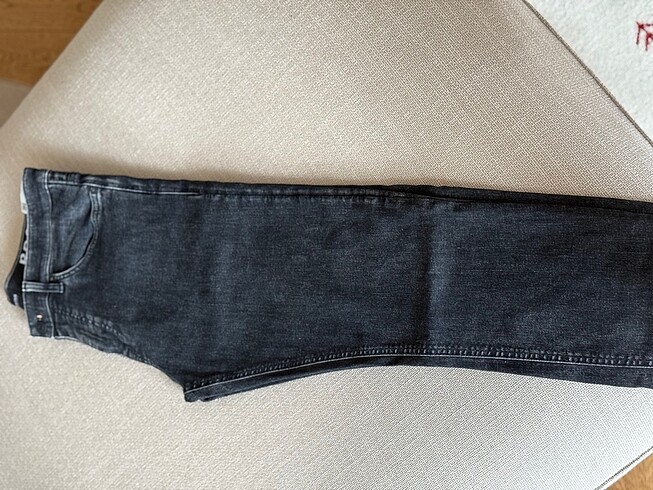 32 Beden gri Renk Hugo Boss Erkek Pantalon