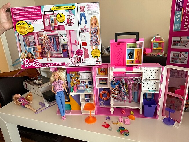 Beden BARBIE GİYİNME ODASI
