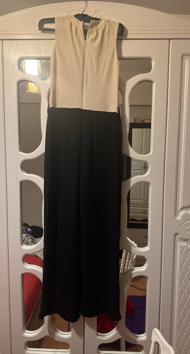 Bej Siyah V Yaka Kemerli Kadın Tulum - Görsel 3