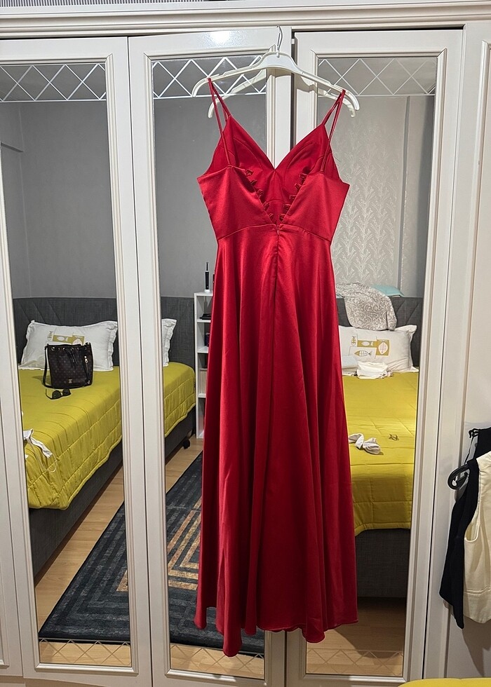 Kırmızı abise elbisesi - Görsel 4