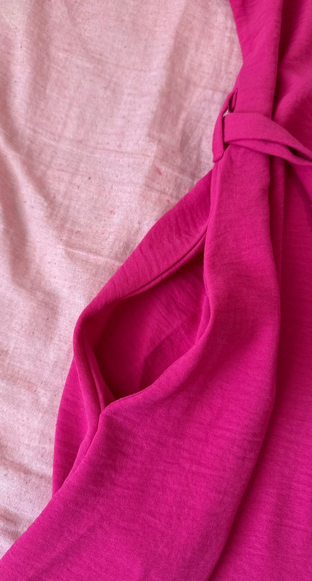 Pembe Kuşaklı Uzun Kadın Elbise - Görsel 4