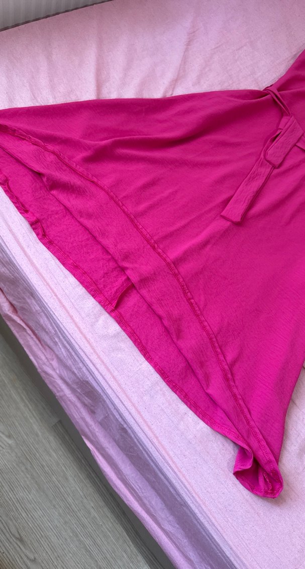 Pembe Kuşaklı Uzun Kadın Elbise - Görsel 5