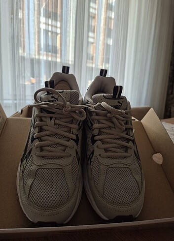 41 Beden gri Renk Puma spor
