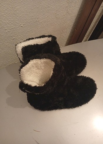 Kızlar için Kahverengi Kürklü Sıcak Ev Terliği - Görsel 2