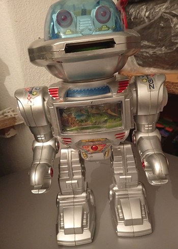 Gri Retro Robot Aksiyon Figuru