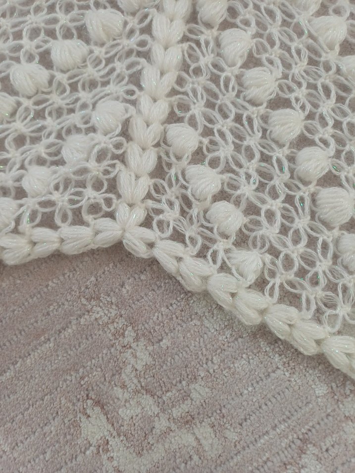 Dantel Detaylı Beyaz Kadın Atkı - Görsel 5