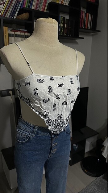 Bershka crop