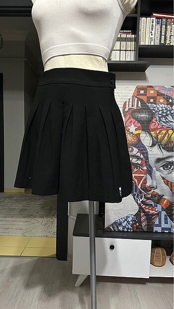 Bershka pileli etek