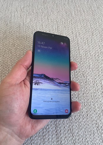 32GB 3GB RAM SAMSUNG M20 SORUNSUZ