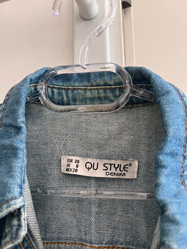 Düğmeli Mavi Bol Kesim Denim Ceket — görsel 2/4
