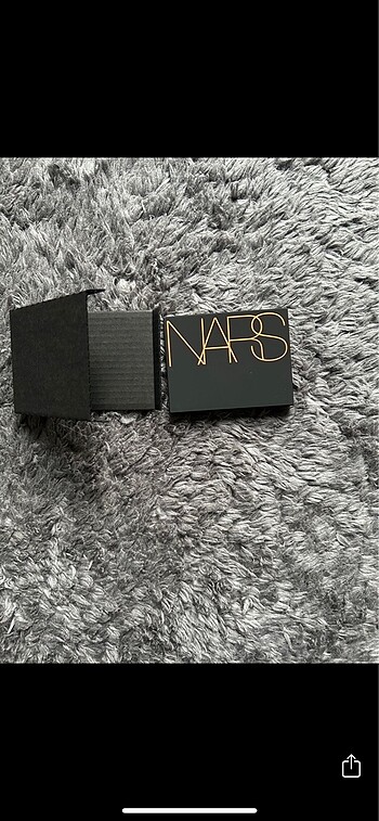  Beden Renk NARS LAGUNA 02
