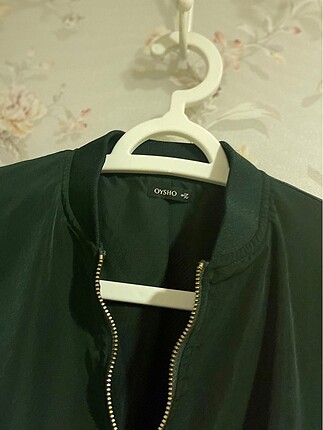 Oysho Crop Bomber Ceket
