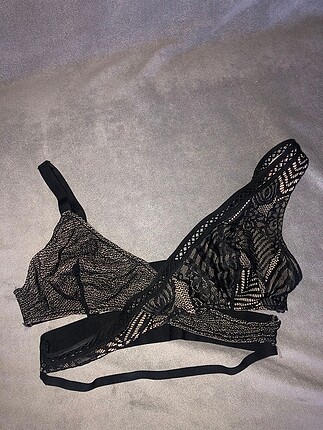 Oysho dantelli bustiyer bralet sütyen