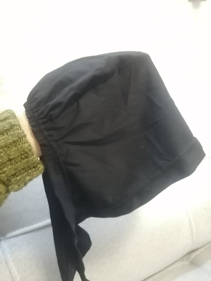 Silikonlu kaydırmaz özelliğe sahip bone - Görsel 2