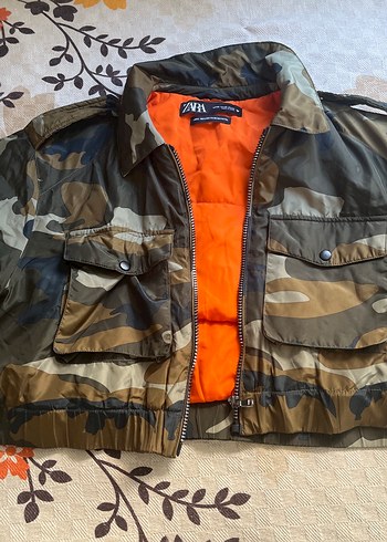 ZARA Kamuflaj Desenli kadın ceket