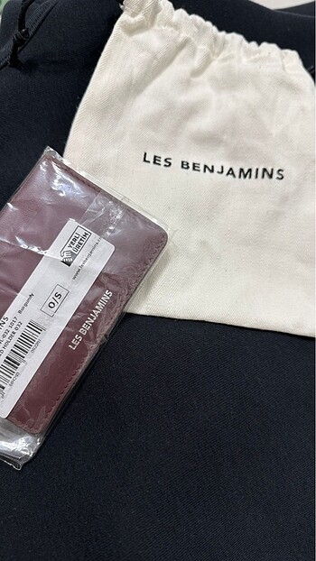 Les Benjamins kadın kartlık