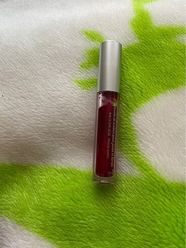 The Balm The balm tint
