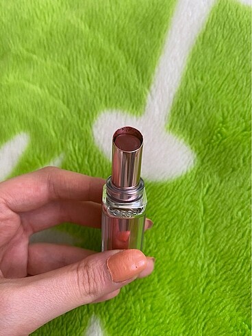  Beden Loreal ruj