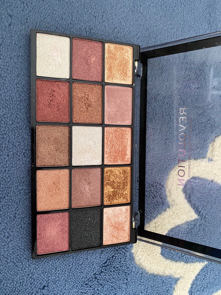 Revolution Göz Farı Paleti - Görsel 2