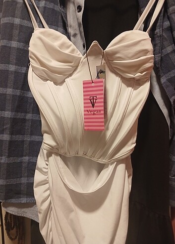 Askılı elbise - Görsel 8