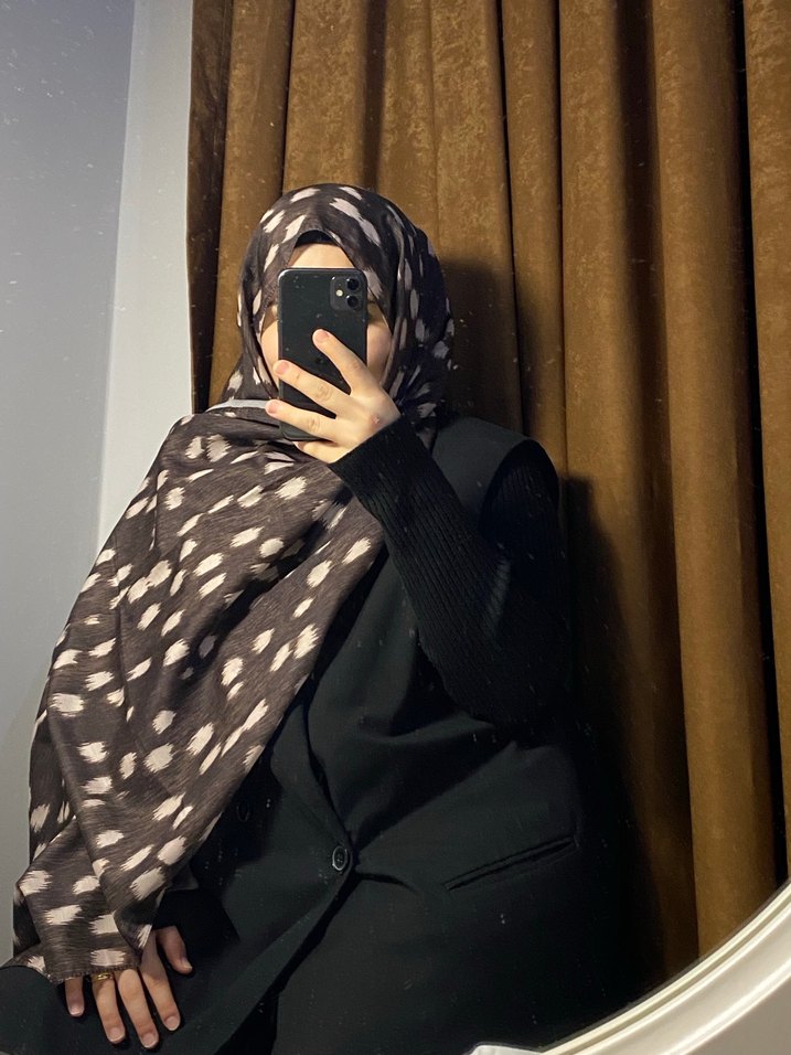 Kahverengi Ceylan desen Dökümlü Kadın Şal - Görsel 3