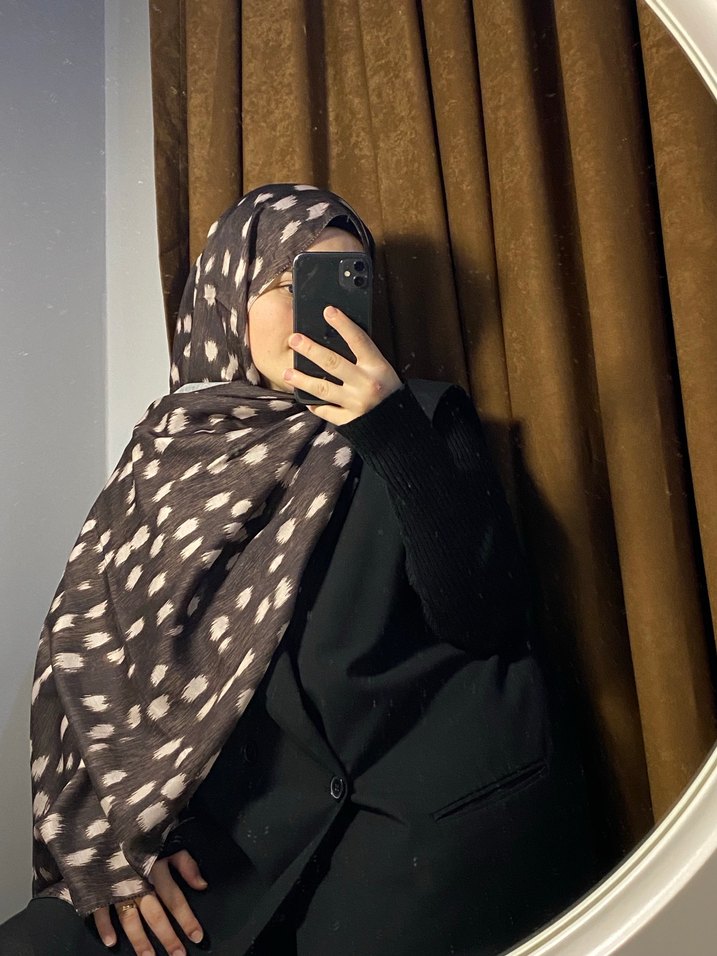 Kahverengi Ceylan desen Dökümlü Kadın Şal - Görsel 2