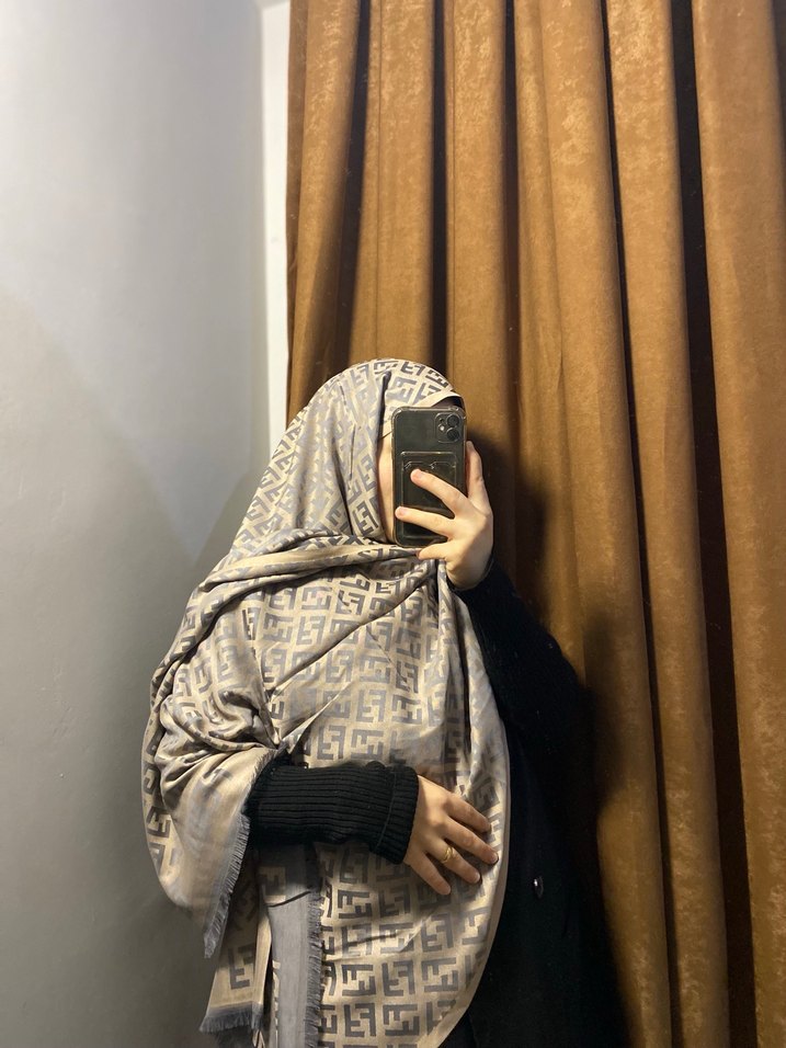 Gri Drapeli Kadın Şal - Görsel 2