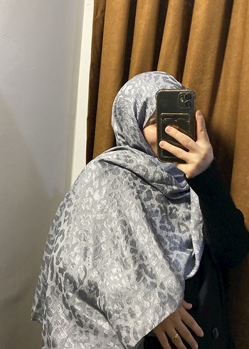 Gri Leopar Desenli Kadın Şal - Görsel 2