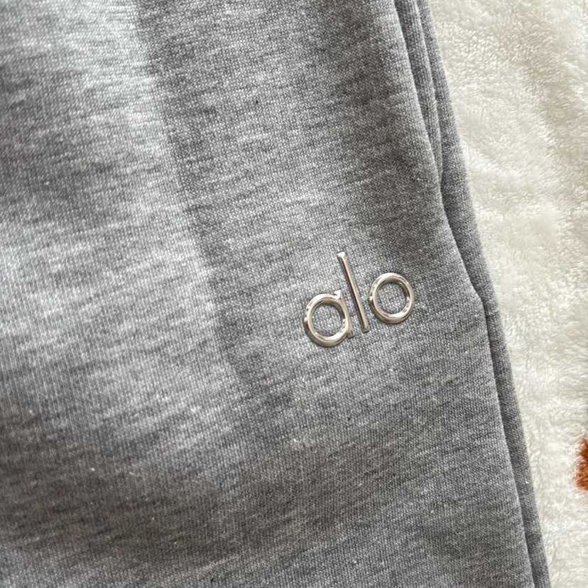 Alo Yoga Eşofman Altı - Görsel 4