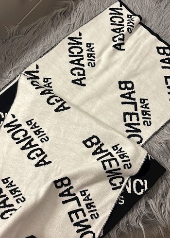 Balenciaga çift taraflı atkı - Görsel 3
