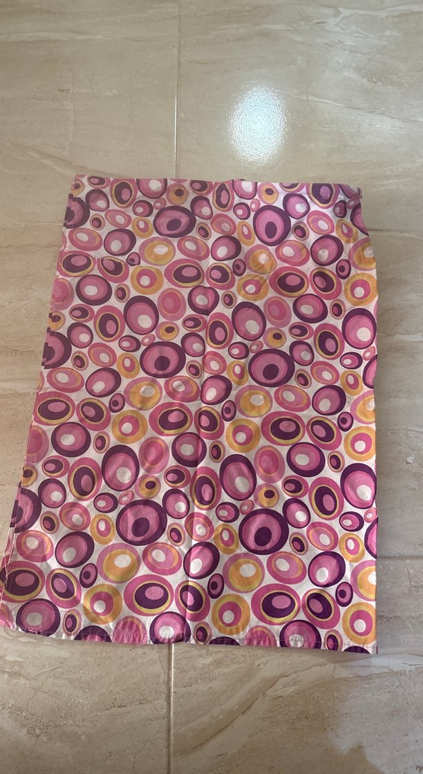 Renkli Pembe desenli emzirme önlüğü - Görsel 4