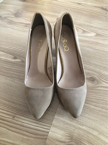 Nubuk stiletto