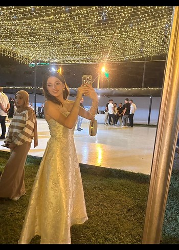 Dantel Detaylı Straplez Midi Gold Elbise - Görsel 2