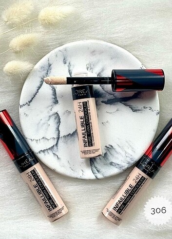 L'OREAL İNFALLIBLE FİRCALİ KAPATICI