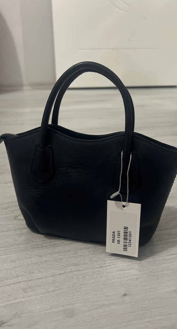 Prada Siyah Deri Kadın El Çantası - Görsel 4