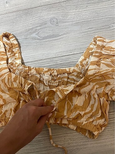 H&M Üst kısa