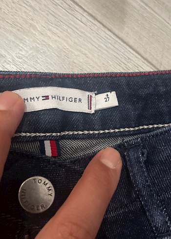 27 Beden Tommy Hilfiger Kadın Lacivert Denim Şort