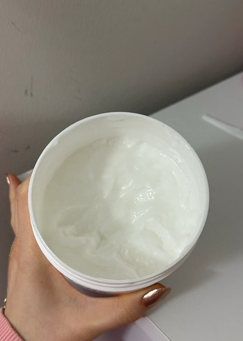 ISANA Kakao ve Shea Yağı Vücut Kremi - Görsel 3