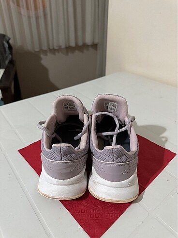 38 Beden mor Renk Adidas Spor Ayakkabı