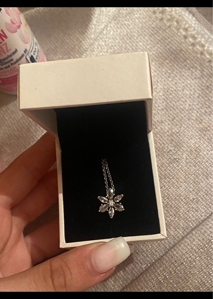 Pandora Herbaryum Kolye - Görsel 3