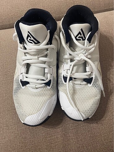 36 Beden Nike Ayakkabı