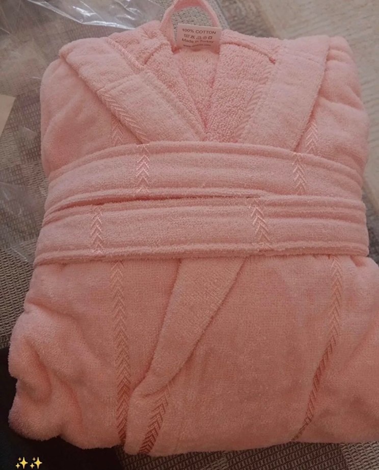 Kapüşonlu Pembe Bornoz - Görsel 3