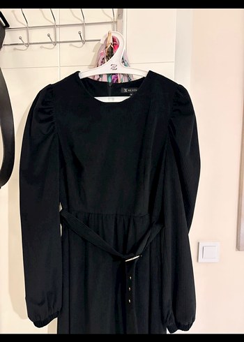 Alvina Siyah Uzun Kollu Kuşaklı Uzun Elbise - Görsel 2