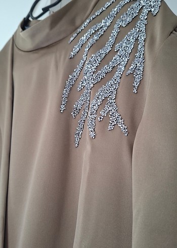 Bej Drapeli Saten Uzun Kadın Elbisesi Tesettür - Görsel 2