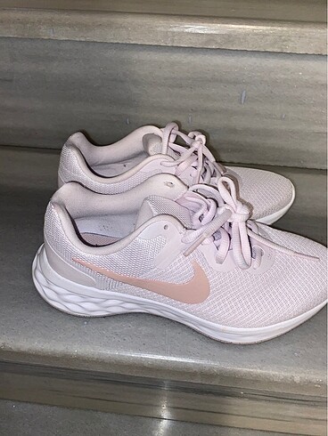 Nike Kadın Ayakkabı